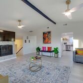 'the Maharaja Retreat' w/ Hot Tub & EV Charger!