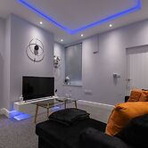 Bespoke 2-bed House in Stoke-on-trent