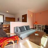 Willow Apartment With Lakeview by Wonderful Italy