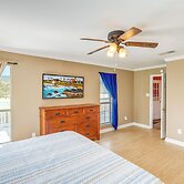 Riverside Texas Retreat w/ Wraparound Porch!