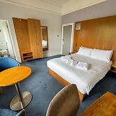 The New England Hotel