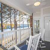 Cozy two Bedroom Apartment at Riverwalk At Arrowhead