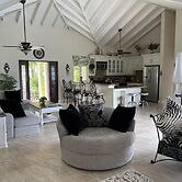 Remarkable 3-bed Villa in Christ Church