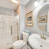 Bright Kitty Hawk Home w/ Hot Tub, Walk to Beach!