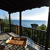 Traditional Luxury House In Pelion 