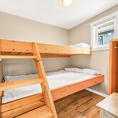 Secluded Cabin on Lake Okanagan