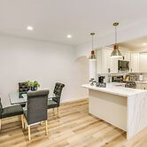 East Los Angeles Home - 7 Mi to Downtown!