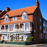Beach Court Holiday Apartments