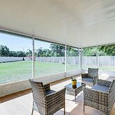 Valrico Home w/ Yard ~ 14 Mi to Downtown Tampa