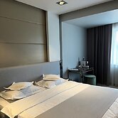 River Park Hotel