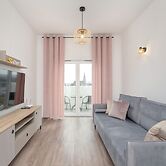 Cosy Apartment With Balcony by Renters