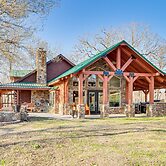 Expansive Mountain Home Rental w/ Yard & Fire Pit!