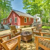 Inviting Alton Bay Home Near Lake Winnipesaukee!