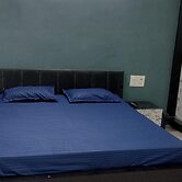 Unique Hotel and Stays