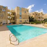 Seaview Pool Dolmen Apt St Paul's Bay