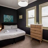 Unique 2BR Converted Storefront APT in Alphington!