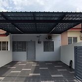 Margosa A Stay Botani Ipoh Homestay 3 BR