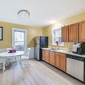 Medford Apartment Rental, 5 Mi to Downtown Boston
