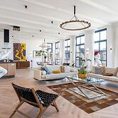 Luxurious Apartment in a Historical Monument