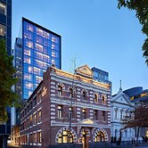 Lanson Place Parliament Gardens