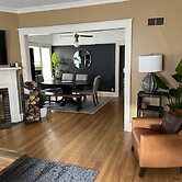 Beautiful Luxury Suite B Shorewood Home