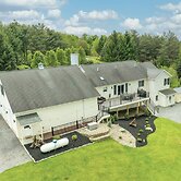 23 Acres: Farmhouse Hideaway in Coudersport