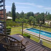 Tr ia Beach House With Pool