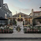 Balboa Island Beach Cottage