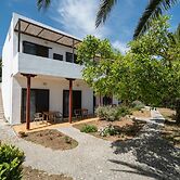 Milos Studios & Beach House