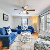 Toano Home w/ Screened Porch: Steps to Lake!