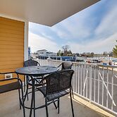 Idyllic New Buffalo Condo: Walk to Beach & Shops!