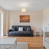 7 Guests - Hot Tub - 3 Bed House