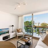 Elizabeth Bay Home With a View Rooftop Pool