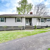 Updated Home: Central Oak Ridge Location