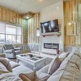 Downtown Lineville Vacation Rental ~ 10 Mi to Lake