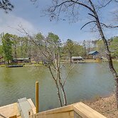 Lakefront Delta Cabin Rental w/ Boat Dock + Deck!