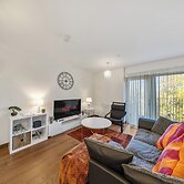 2-bed Flat, Sleeps 4 - Parking & Wheelchair Access