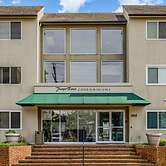 Neptune s Nook 5 min From Oceanfront w Pool