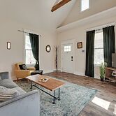 Springfield Home < 1/2 Mi to Commercial Street!