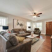 Dog-friendly Springfield Home < 1 Mi to Msu!