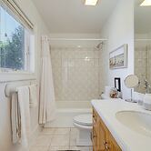 Hamptons Home Near Beaches w/ Pool & Water Views!