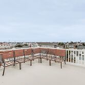 Long Beach Island Townhome w/ Rooftop Deck & Grill