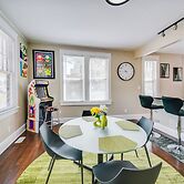 Waterfront Portsmouth Apt: 1/2 Mi to Dtwn & Ferry