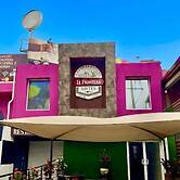 La frontera suites motel