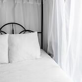 Modern Apt Neardowntown Ideal for Long Stays - U2