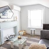 Modern Apt Neardowntown Ideal for Long Stays - U3