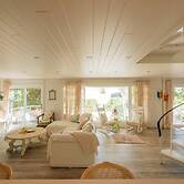 Hot Tub Waterfront Cottage - Near Sauble Beach