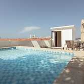 w Sophisticated 3BR House w AC in Cartagena