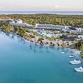 Zemi Miches Punta Cana All-Inclusive Resort, Curio by Hilton