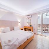 Soleil Rooms and Suites